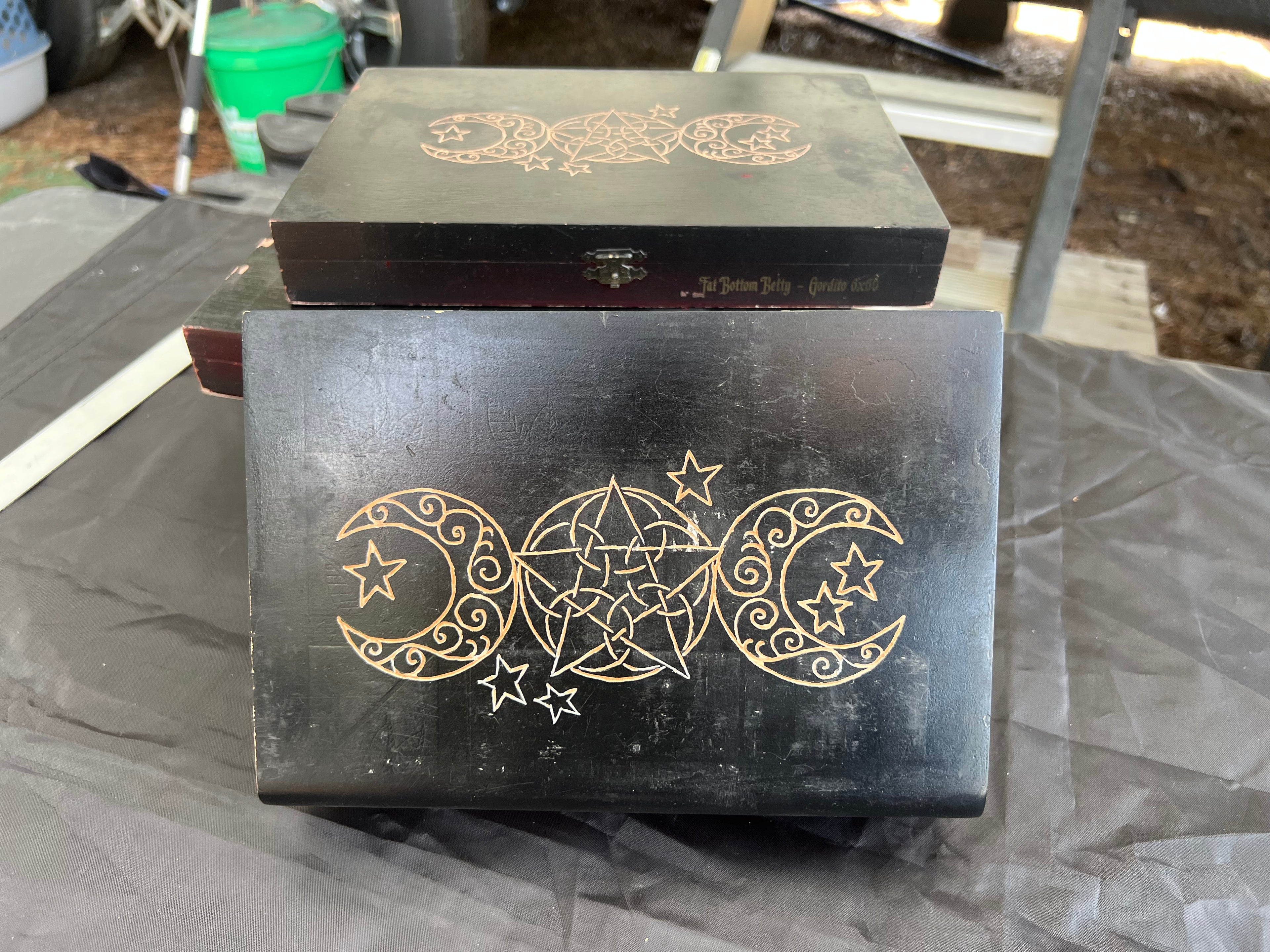 Box, Wood Engraved Pentacle Triple Moon | Handcrafted Wiccan Storage for Tarot & Altar Tools