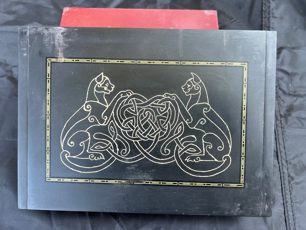 Box, Wood Engraved Celtic Cats | Handcrafted Feline Spirit Storage for Tarot & Crystals