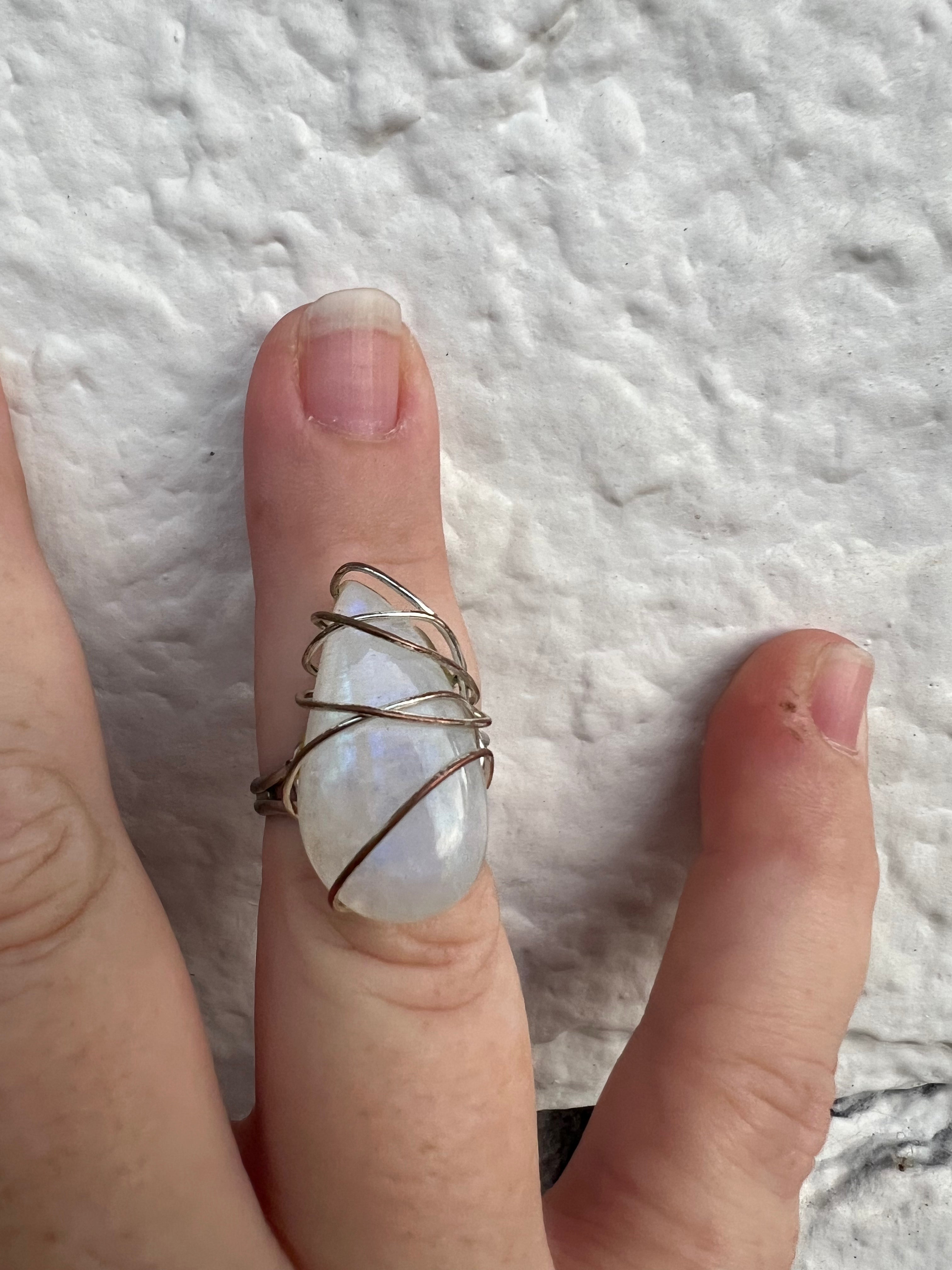 Ring IAW Moonstone