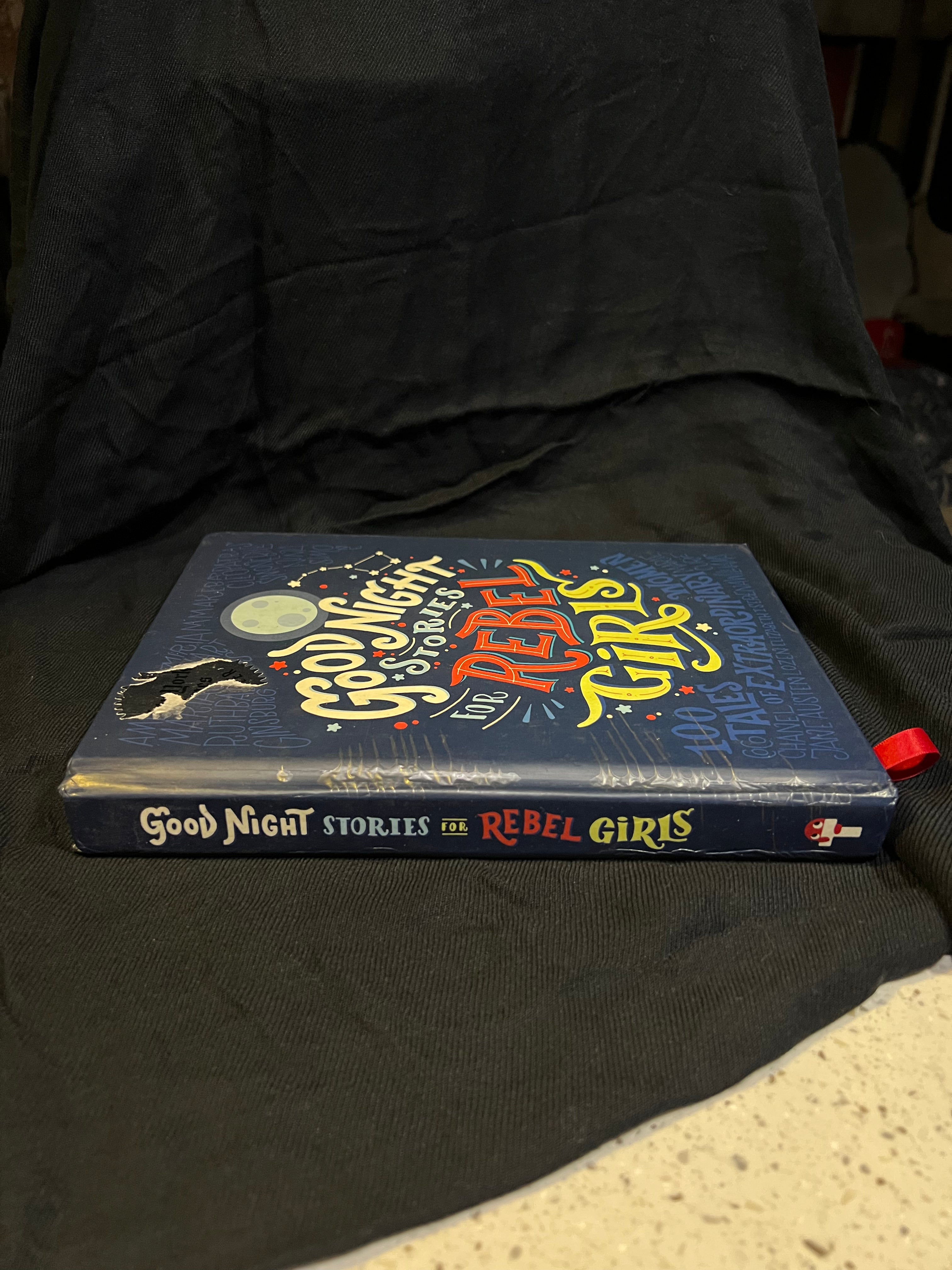 Book Shelf Hanging Great Titles| Repurposed Hardback Hanging Shelf with Paracord (Upcycled Decor)